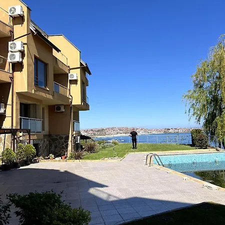 Daire морска идилия