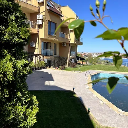 морска идилия Daire